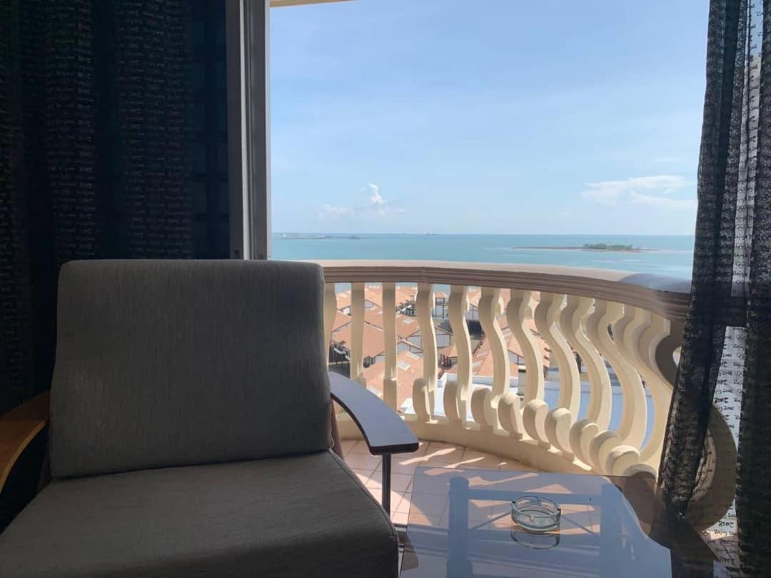 Cozy Seaview Glory Beach Resort Anc Port Dickson Exterior photo