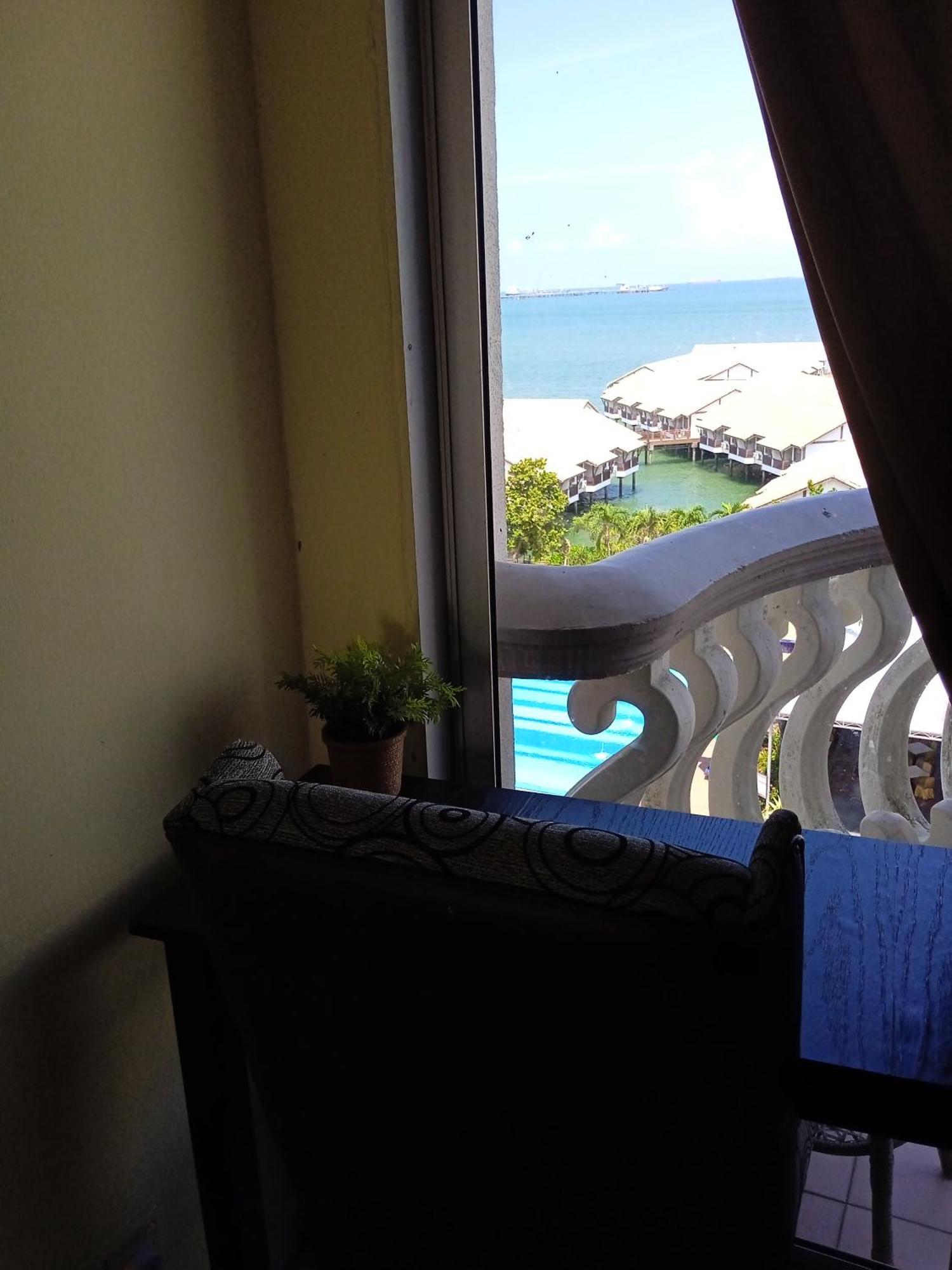 Cozy Seaview Glory Beach Resort Anc Port Dickson Exterior photo